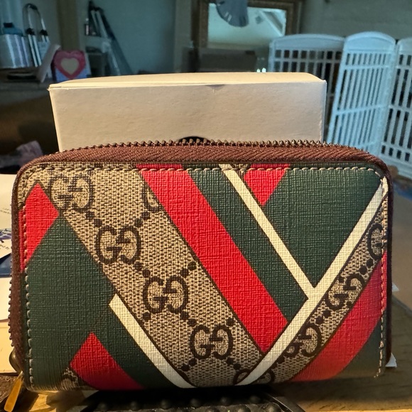 Gucci mini wallet - Picture 1 of 3